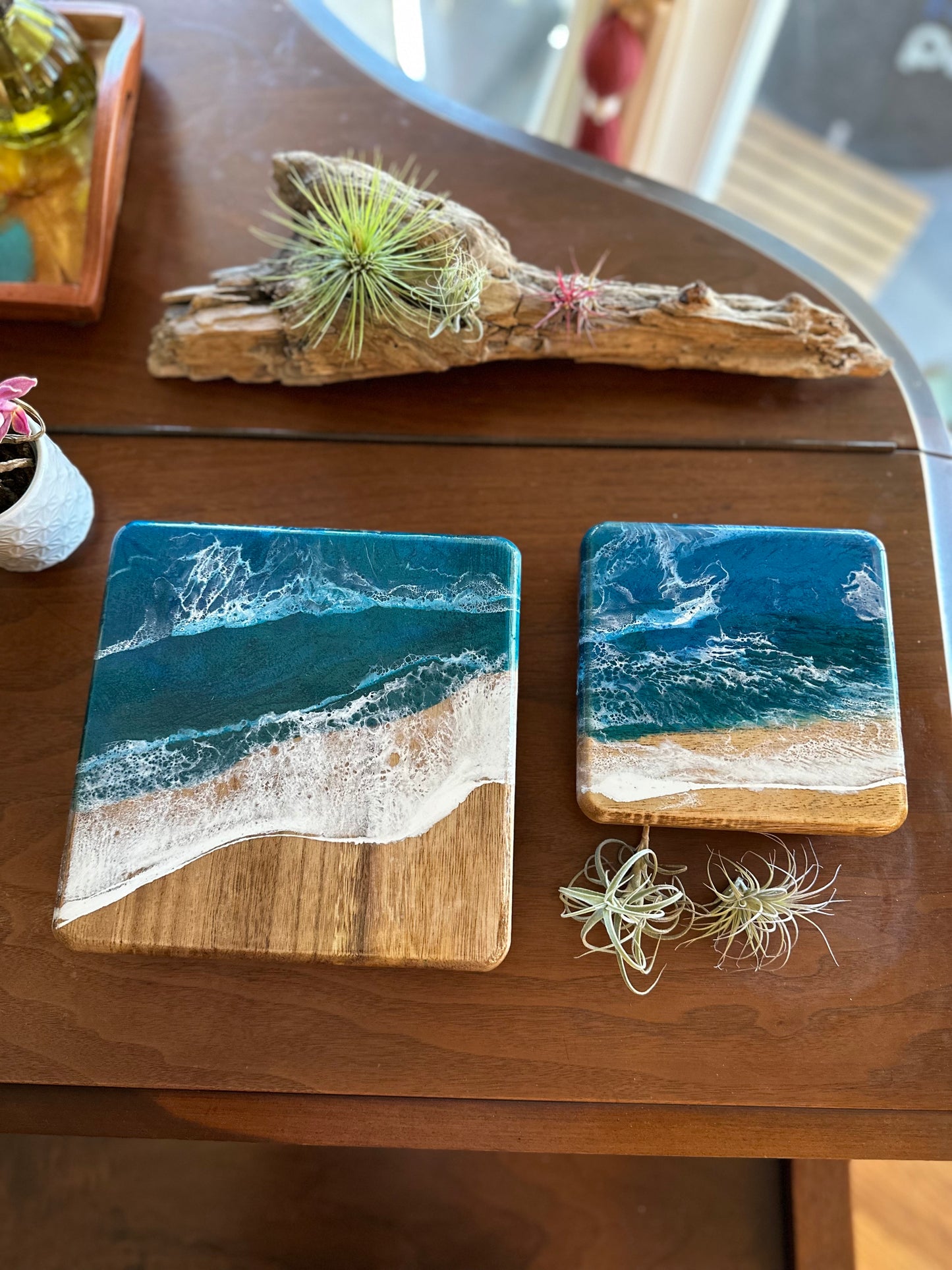 Stand / Riser | Ocean Waves