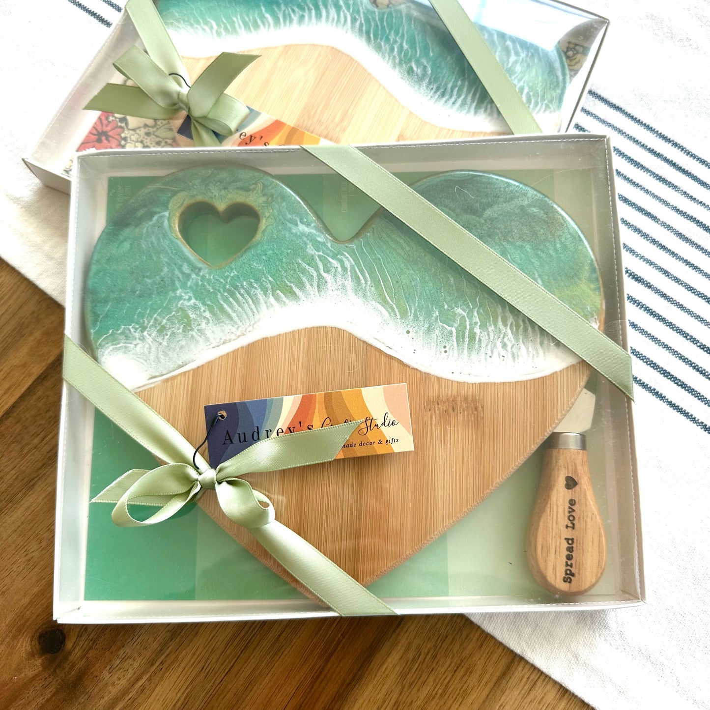 Heart Board Gift Set | Paradise Green