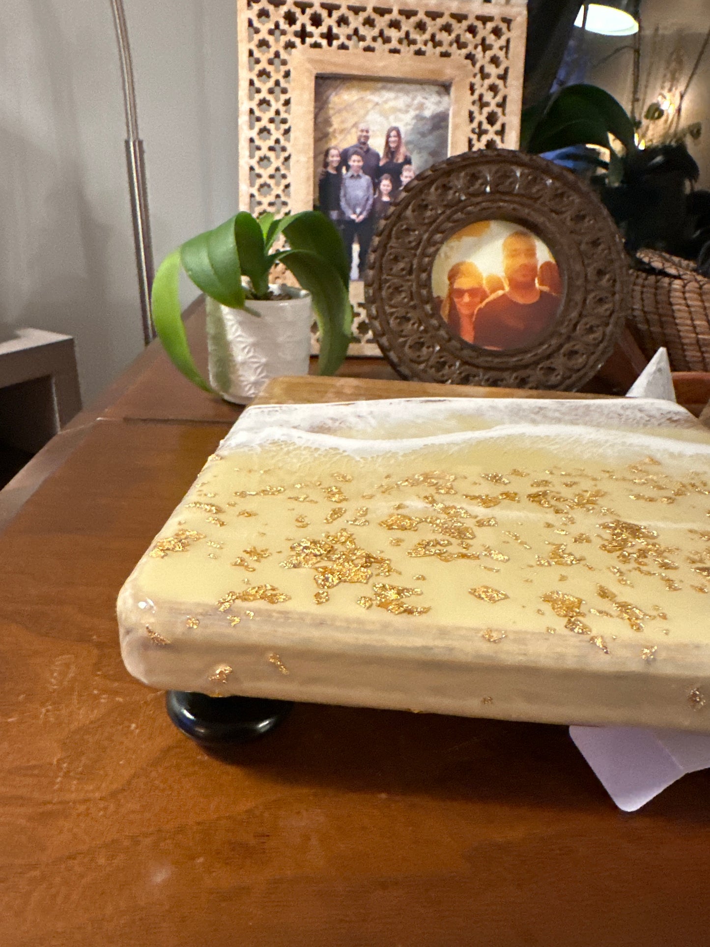 Stand / Riser | Golden Beach