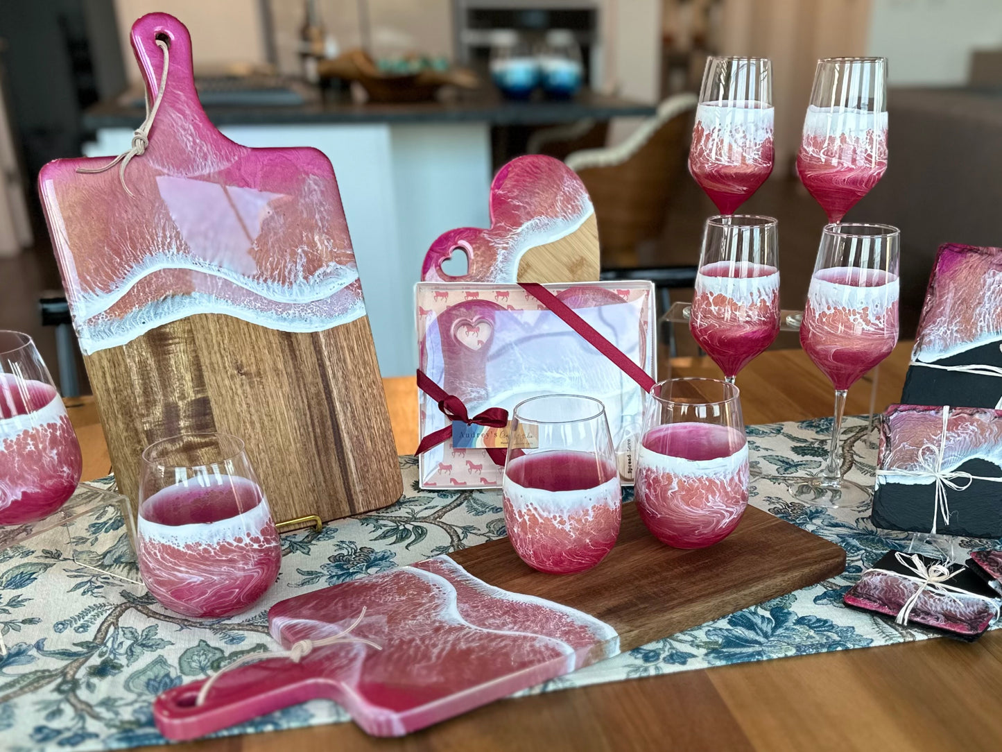 Charcuterie board - Paddle | Pink Ocean