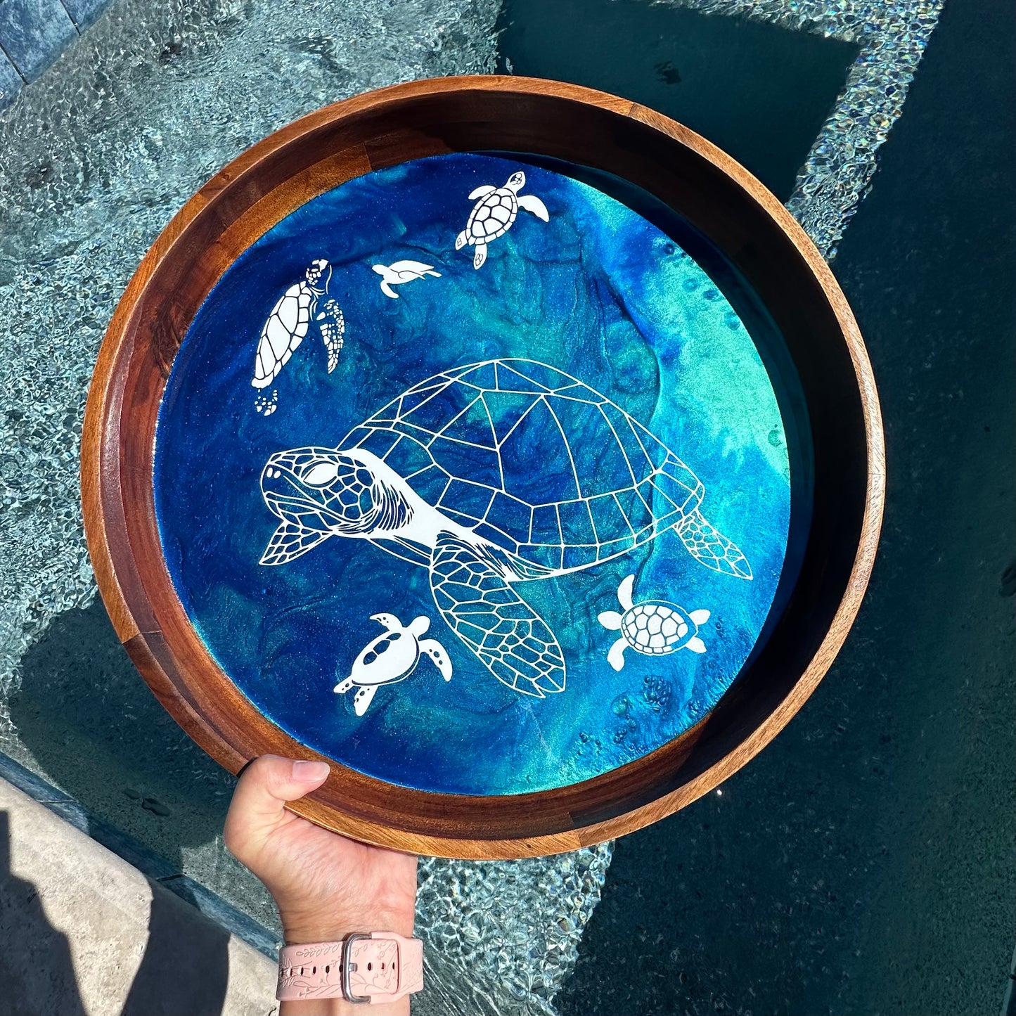 Sea Turtle Acacia Wood Serving Tray | Round Resin Tray