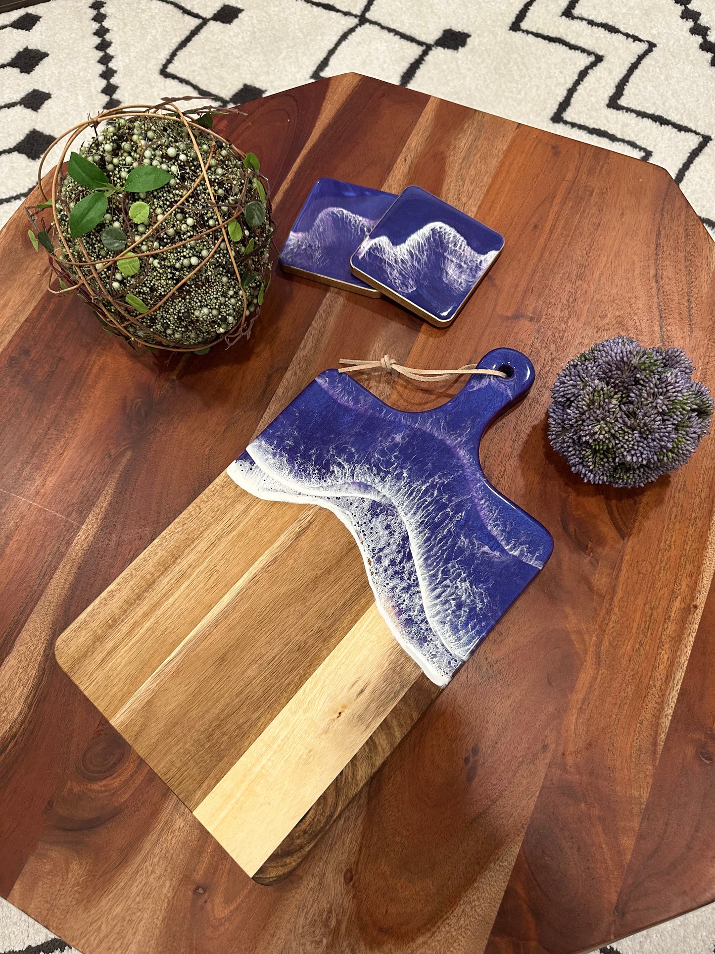 Charcuterie board - Purple