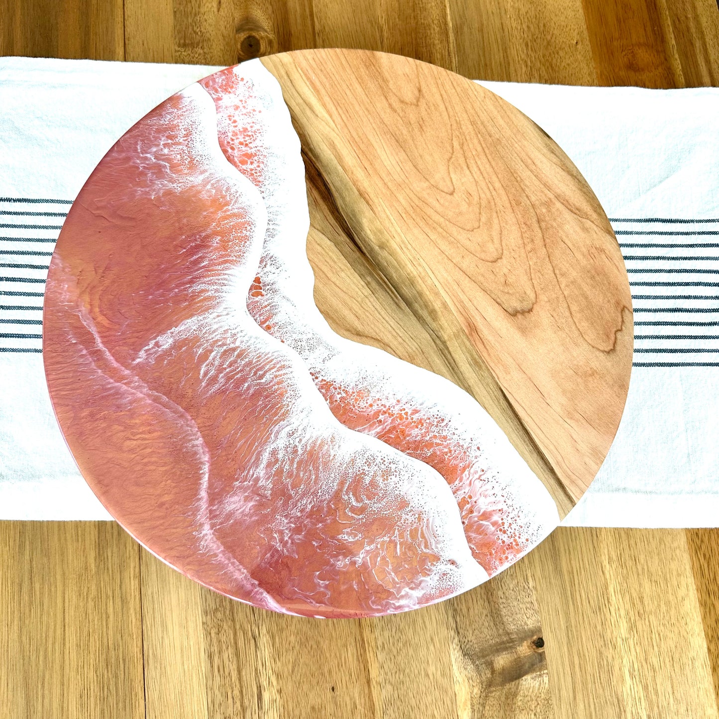 Lazy Susan | Pink Ocean Waves