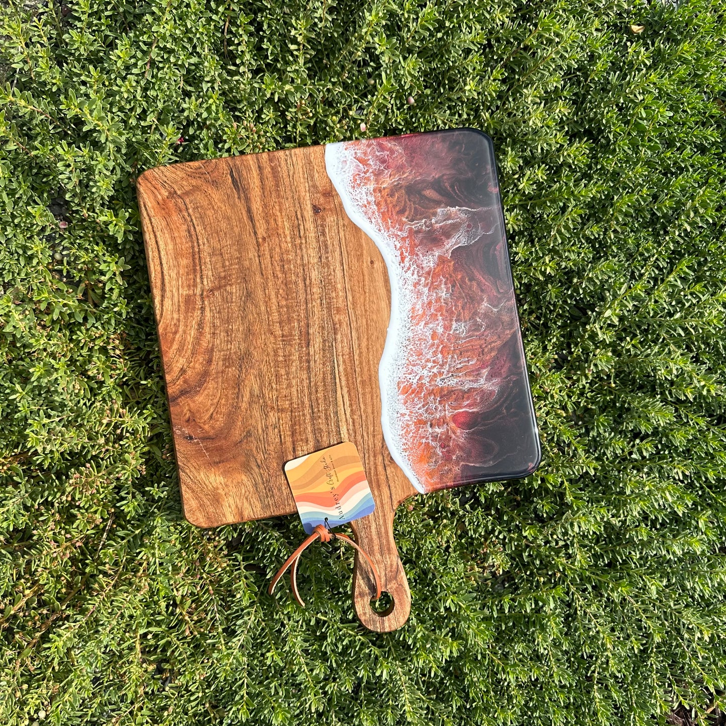 Charcuterie board - Paddle | Volcanic Sunset